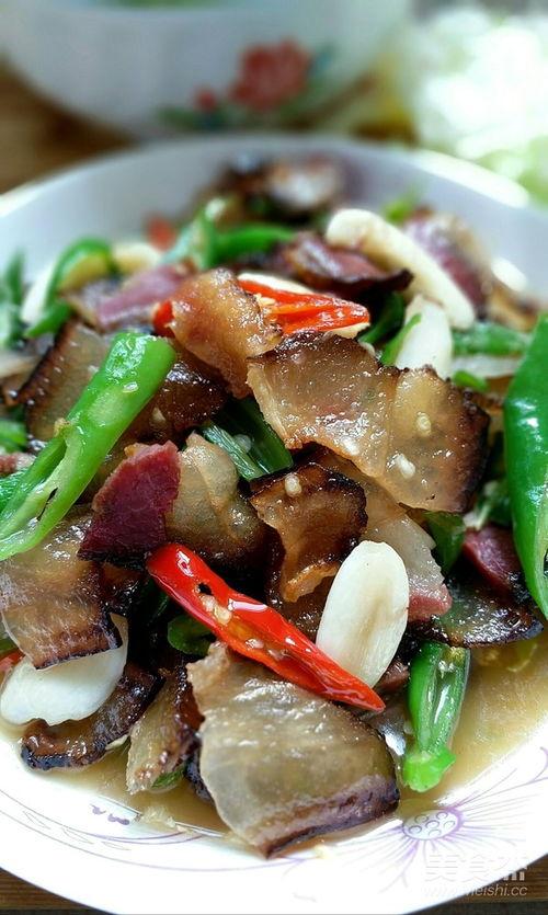 角瓜炒个青椒可以吃吗视频,角瓜炒青椒快手菜教程