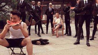 墨西哥父子吃瓜视频播放,温馨瞬间引网友热议