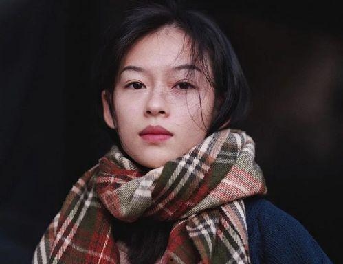 越南模特吃瓜视频,吃瓜视频展现真实魅力