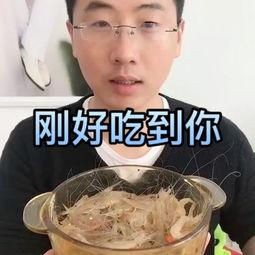 瓜哥吃瓜大爷视频,揭秘网络红人背后的故事