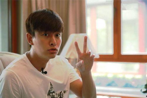 老男孩李子吃瓜视频